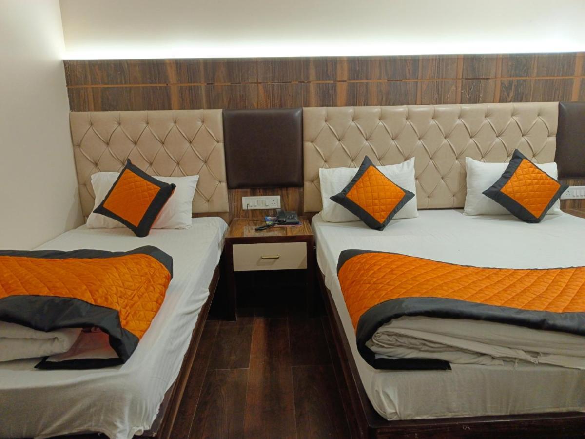 Hotel Batra Home Nizamuddin Nova Deli Exterior foto