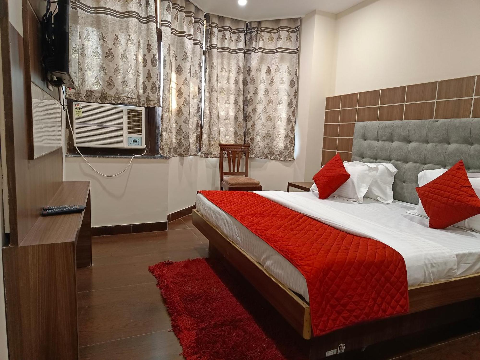 Hotel Batra Home Nizamuddin Nova Deli Quarto foto